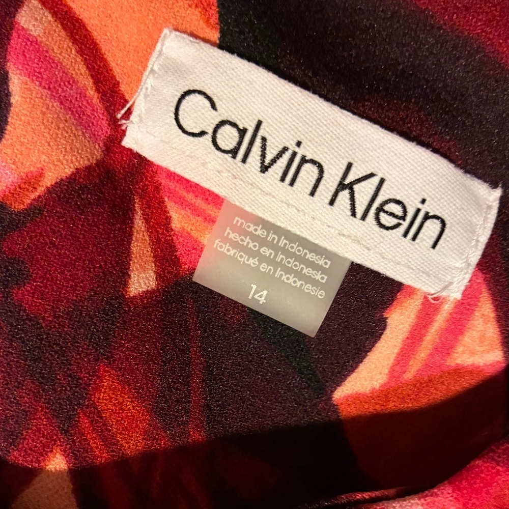 Calvin Klein Floral Print Pencil Dress - Picture 12 of 13